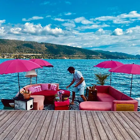 Einbaumhaus Woerthersee Appartamento Auen